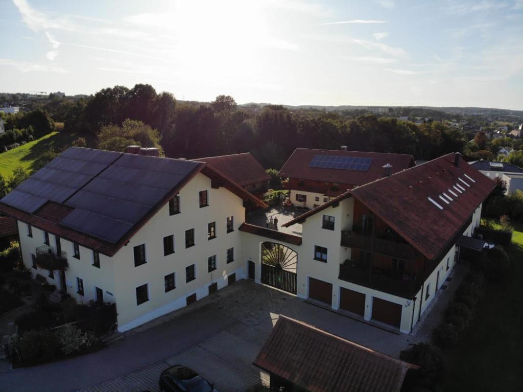 Schoenauerhof- Urlaub Im Gruenen Aber Doch In Der Stadt Passavia Esterno foto